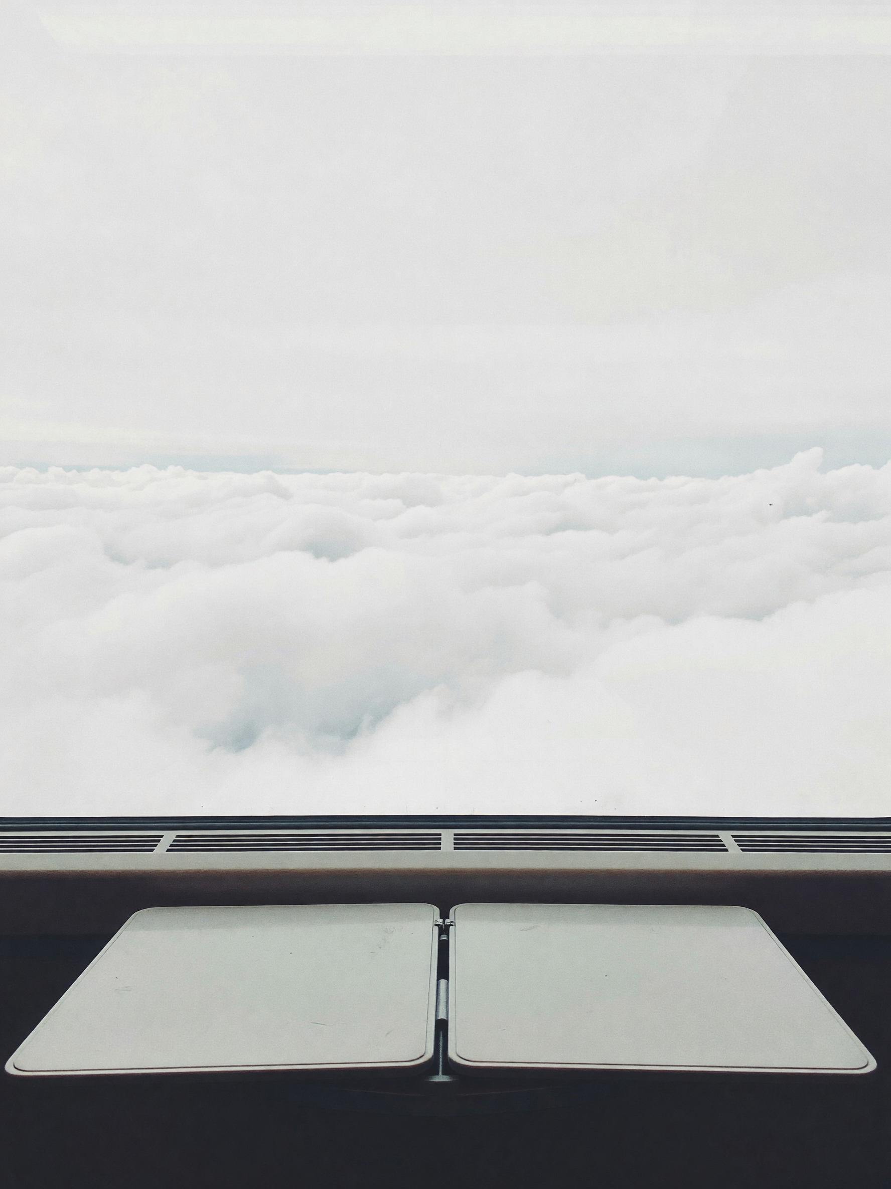 spent most of the ride staring out the window like it's a movie. clouds are doin